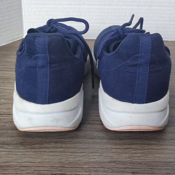 Fabletics Zuma Studio Sneaker II size 7 Athletic Lightweight Running Slip on - Picture 5 of 12